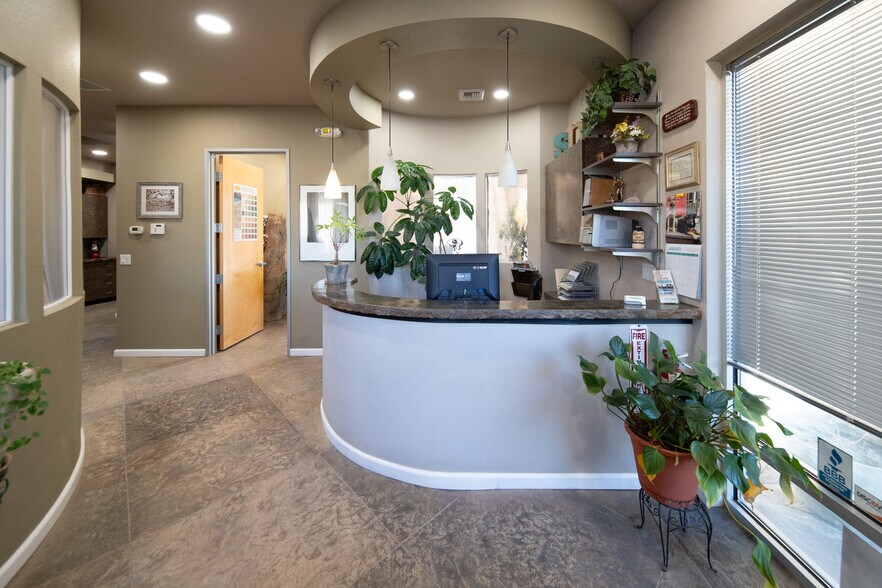 More Photos Of 130 Circuit Ct, Sparks Warehouse For Sale