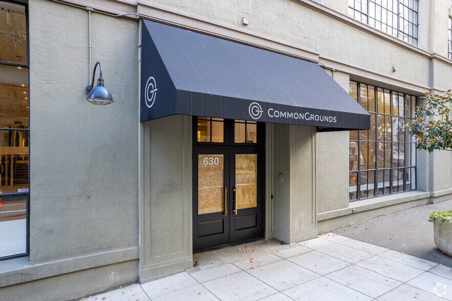 More Photos Of 630 NW 14th Ave, Portland Office For Sale