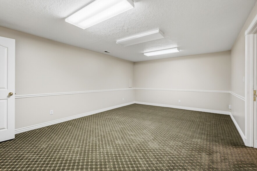 More Photos Of 1372 S 740 E, Orem Office For Lease