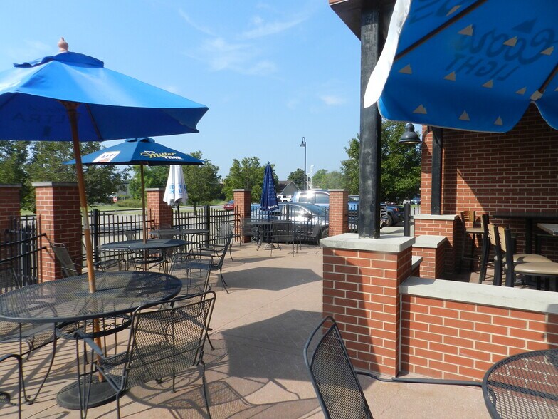 More Photos Of 309 E Main St, Carbondale Restaurant For Sale