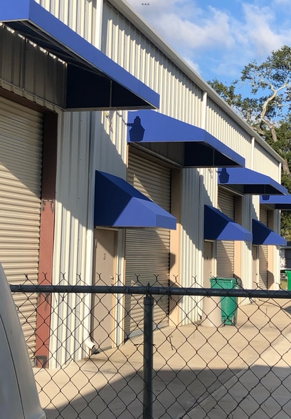 Primary Photo Of 619 Carswell Ave, Daytona Beach Warehouse For Lease