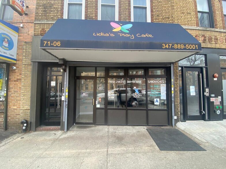 More Photos Of 71-06 Fresh Pond Rd, Ridgewood General Retail For Lease