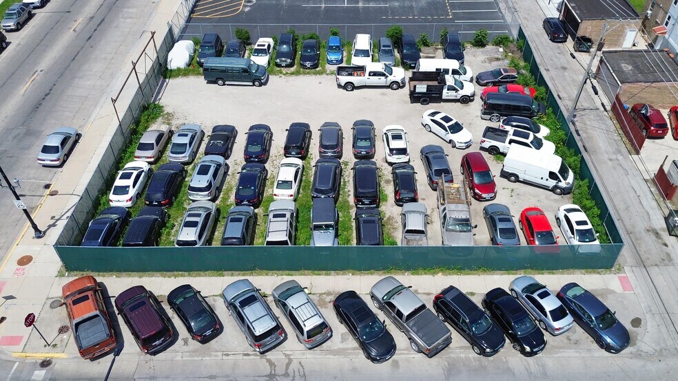 More Photos Of 5000 W Cermak Rd, Cicero Auto Repair For Sale