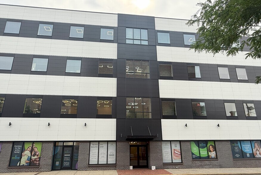 More Photos Of 65 Jefferson Ave, Elizabeth Office For Sale