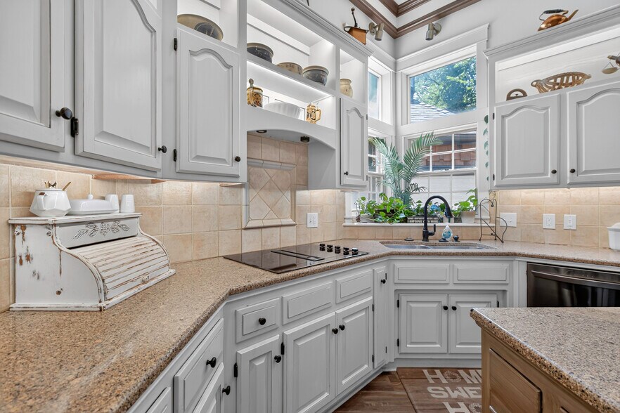 More Photos Of 1558 N 600 Rd, Baldwin City Specialty For Sale