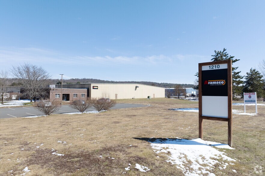 More Photos Of 1210 Route 9, South Schodack Warehouse For Lease