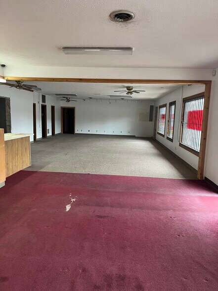 More Photos Of 1818 Elmwood Ave, Lafayette Freestanding For Lease