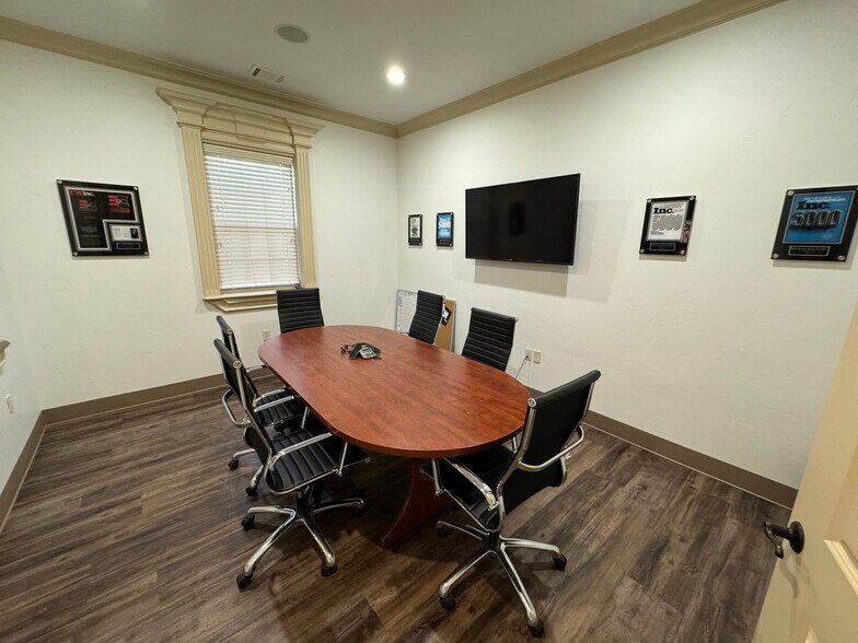 More Photos Of 2271 E Continental Blvd, Southlake Medical For Lease