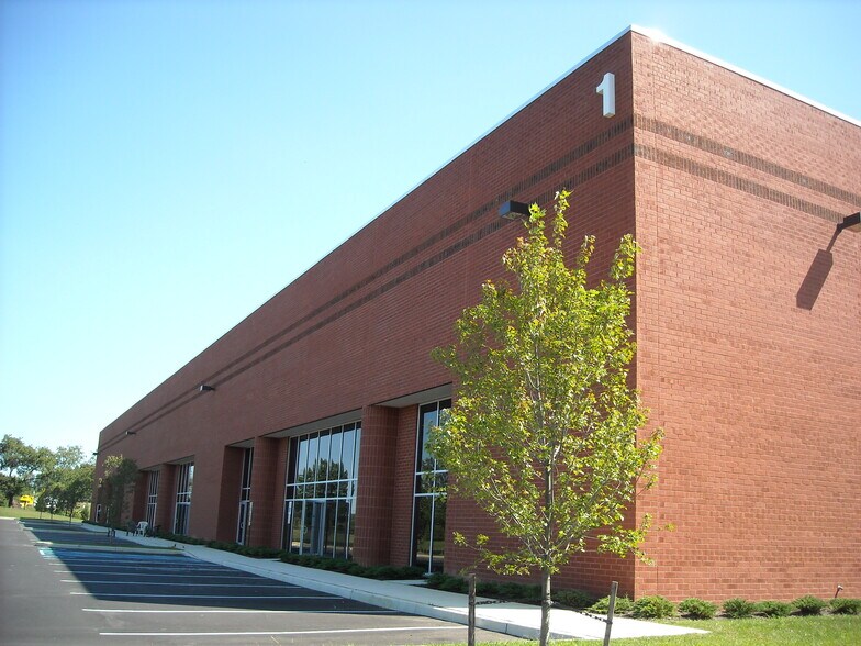 Primary Photo Of 2 Corporate Dr, Cranbury Unknown For Lease