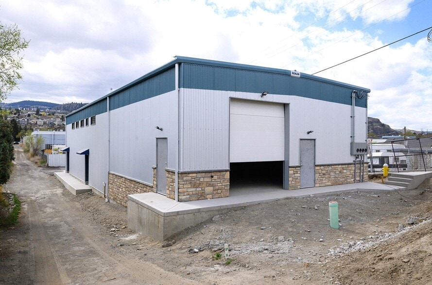 More Photos Of 240 Larkspur St, Kamloops Industrial For Lease