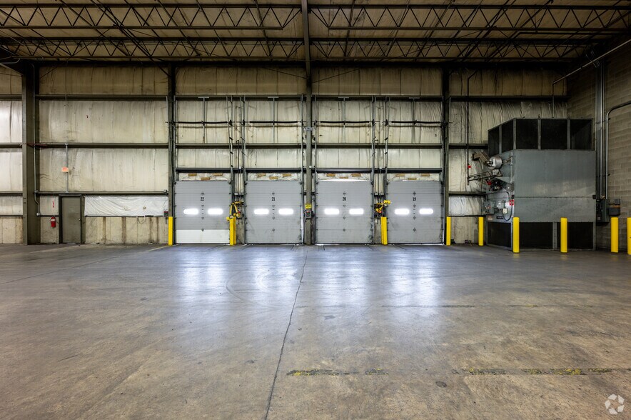 More Photos Of 2580 S 30th St, Lafayette Warehouse For Sale