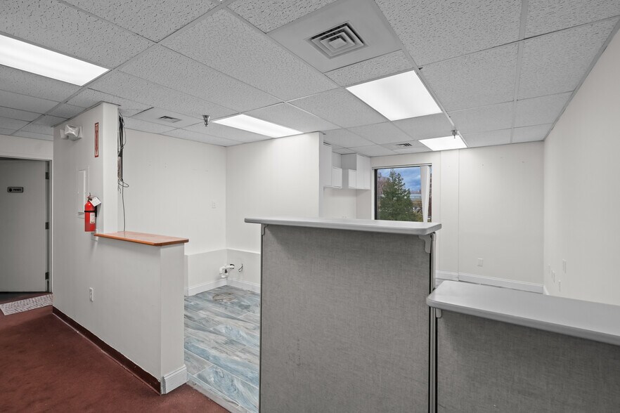 More Photos Of 235 Plain St, Providence Medical For Sale