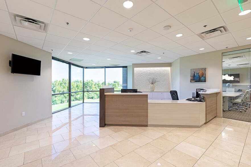 Primary Photo Of 11201 N Tatum Blvd, Phoenix Coworking Space