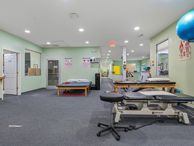 More Photos Of 149 New Leicester Hwy, Asheville Office For Sale