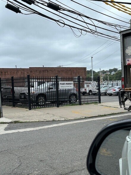 More Photos Of 31 South St, Mount Vernon Light Manufacturing For Lease