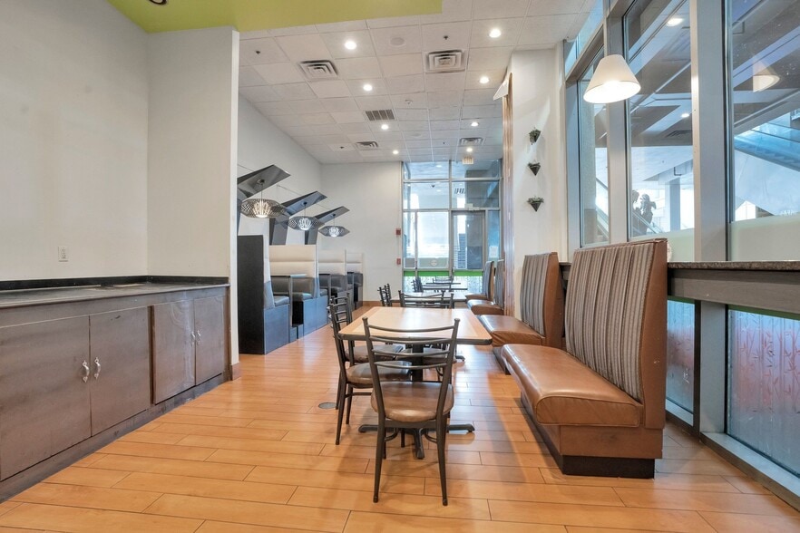 More Photos Of 25 E Church St, Orlando General Retail For Sale