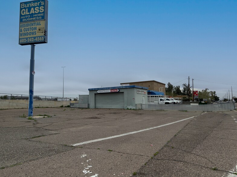 More Photos Of 8625 N 27th Ave, Phoenix Freestanding For Sale