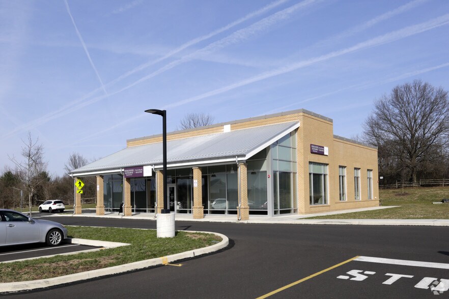 Primary Photo Of 904 Moore Dr, Spring House Storefront Retail Office For Lease