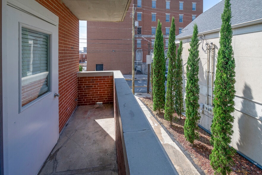 More Photos Of , Macon-Bibb Multifamily For Sale