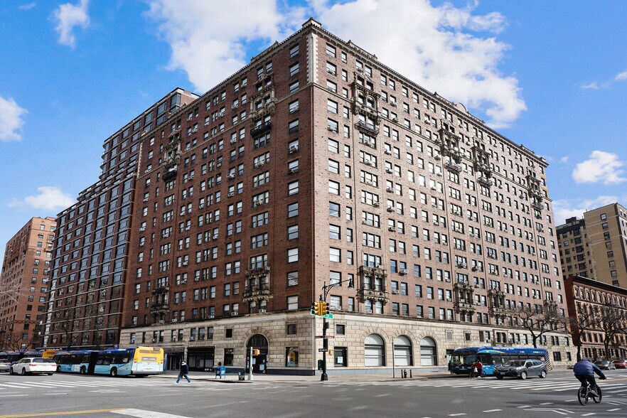 More Photos Of 2760-2764 Broadway, New York Apartments For Lease