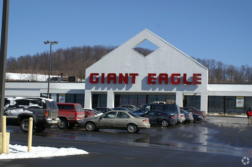 Primary Photo Of 1405-1451 Scalp Ave, Johnstown General Retail For Lease