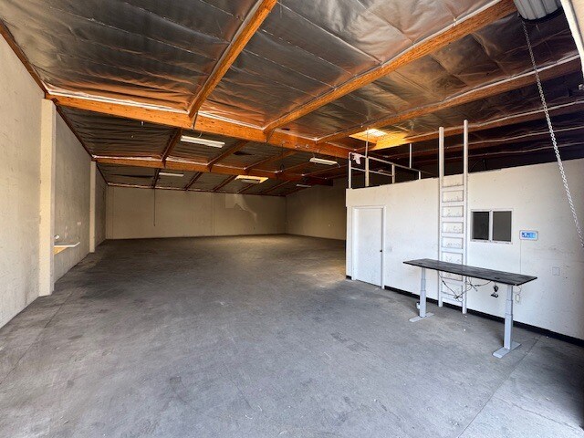 More Photos Of 5625 Rawlings Ave, South Gate Warehouse For Lease
