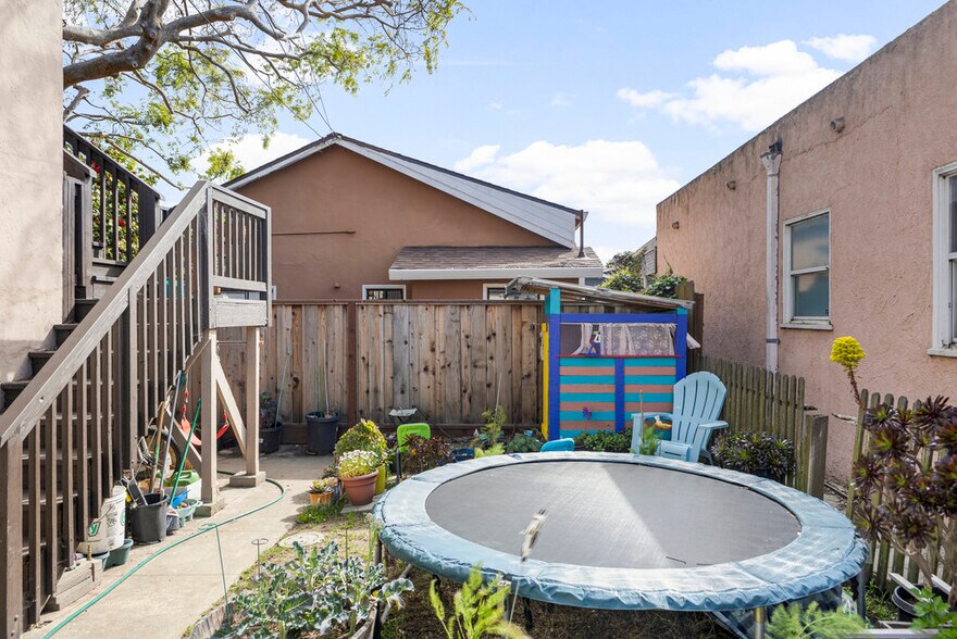 More Photos Of 2900 Barrett Ave, Richmond Multifamily For Sale