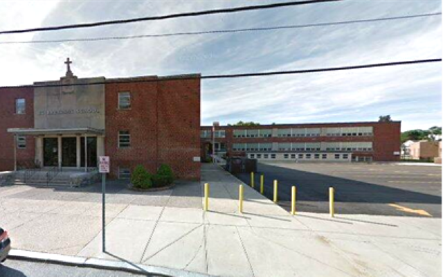 Primary Photo Of 55 Turner Ave, Riverside Schools For Lease