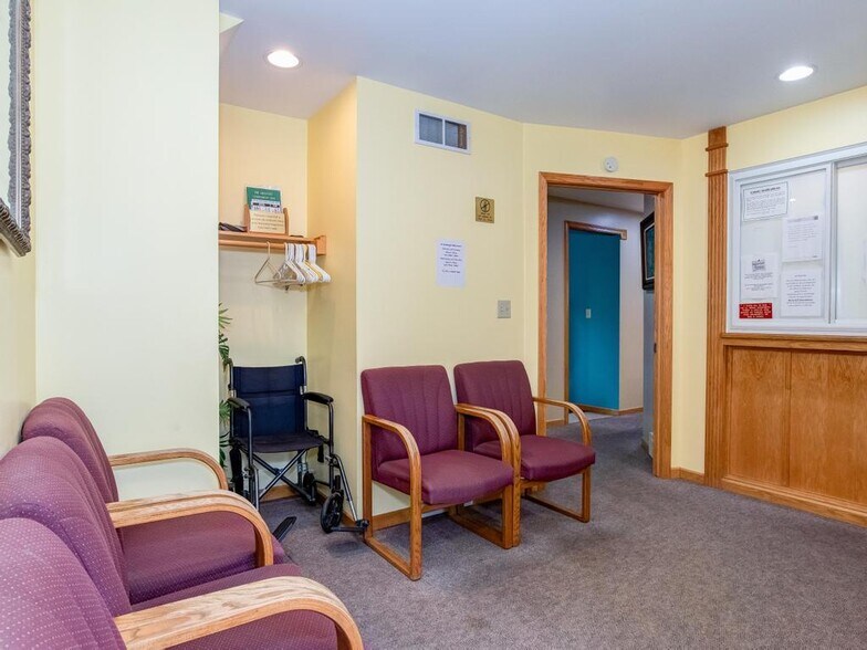 More Photos Of 413 Bridge St, Beaver Healthcare For Sale