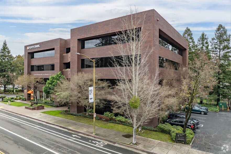 More Photos Of 438 1st St, Santa Rosa Office For Lease