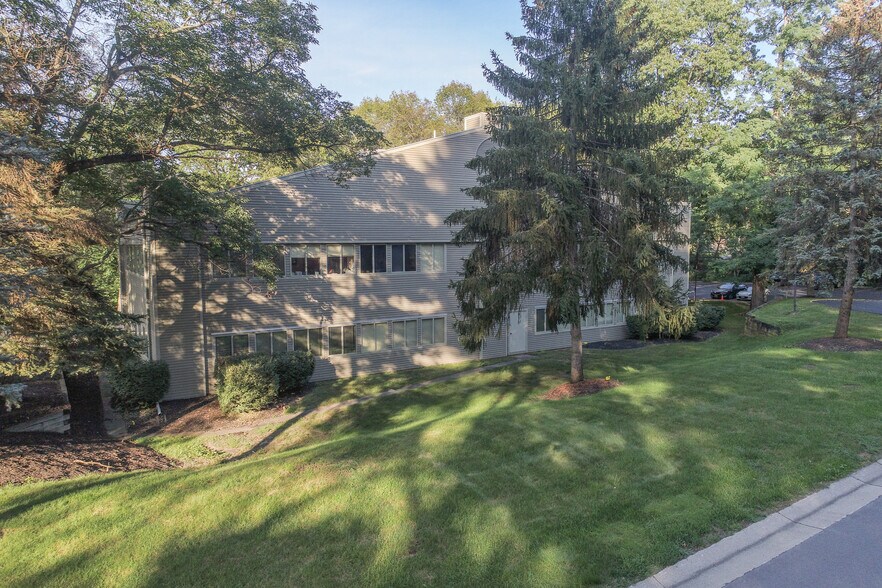 More Photos Of 100 Linden Oaks Dr, Rochester Office For Sale