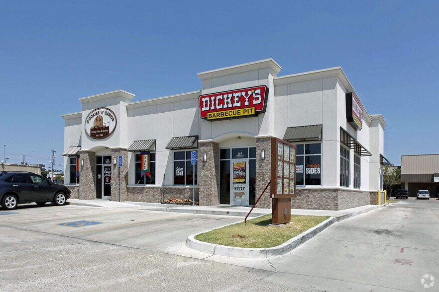 More Photos Of 149-155 12th Ave, Norman Unknown For Lease