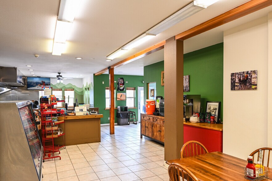 More Photos Of 228 Elcho Ave, Crested Butte Service Station For Sale