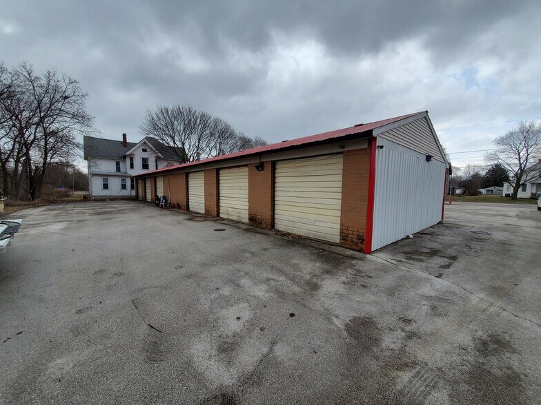 More Photos Of 726 S Blanchard St, Findlay Carwash For Sale