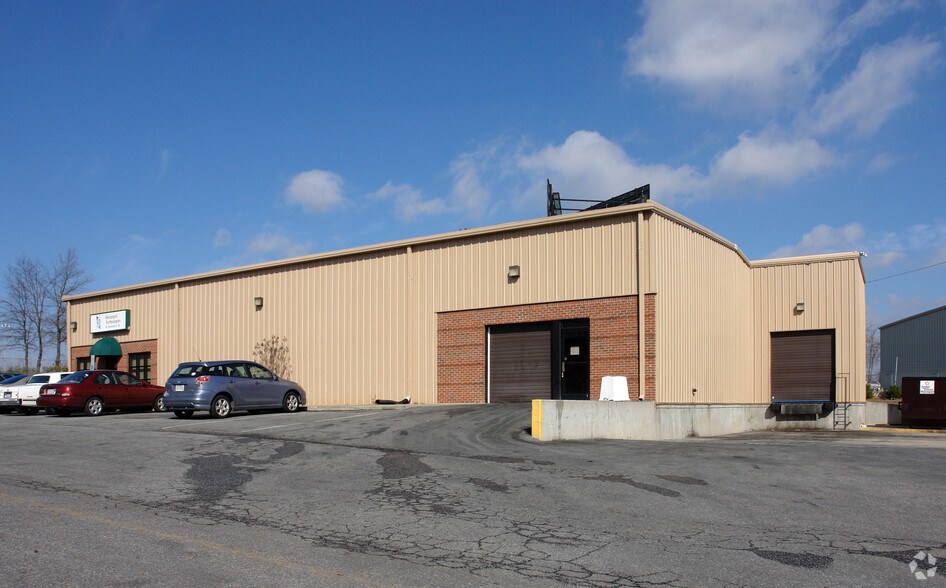 Primary Photo Of 516 Teague St, Greensboro Warehouse For Lease
