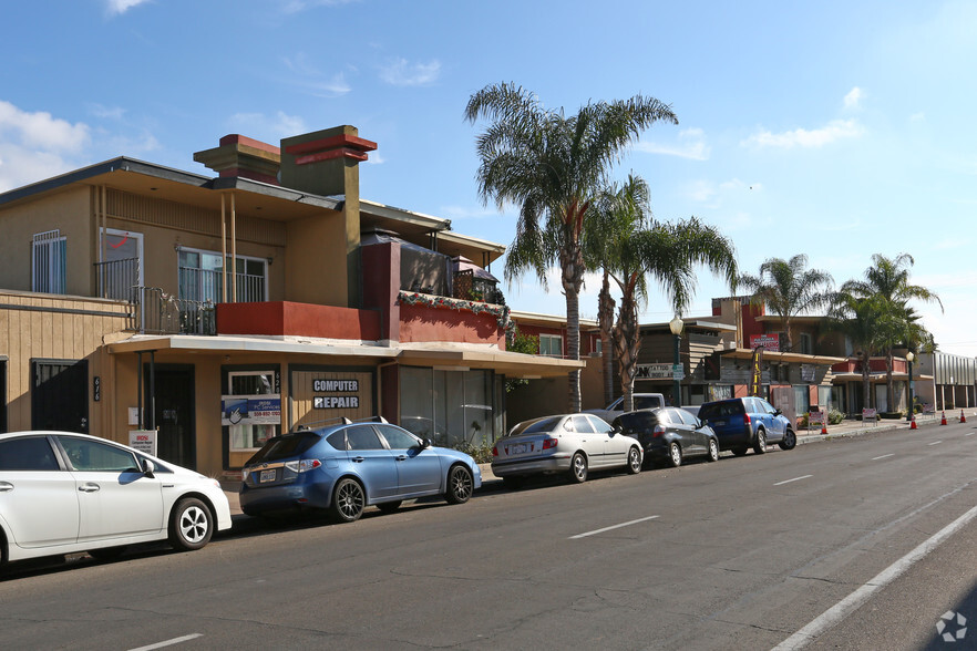 Primary Photo Of 532-620 N Fulton St, Fresno Multifamily For Sale