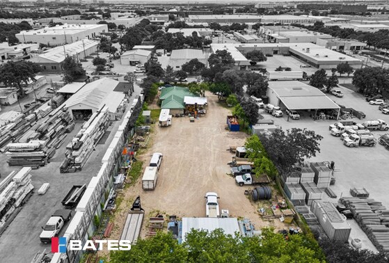 More Photos Of 2659 Lombardy Ln, Dallas Warehouse For Lease