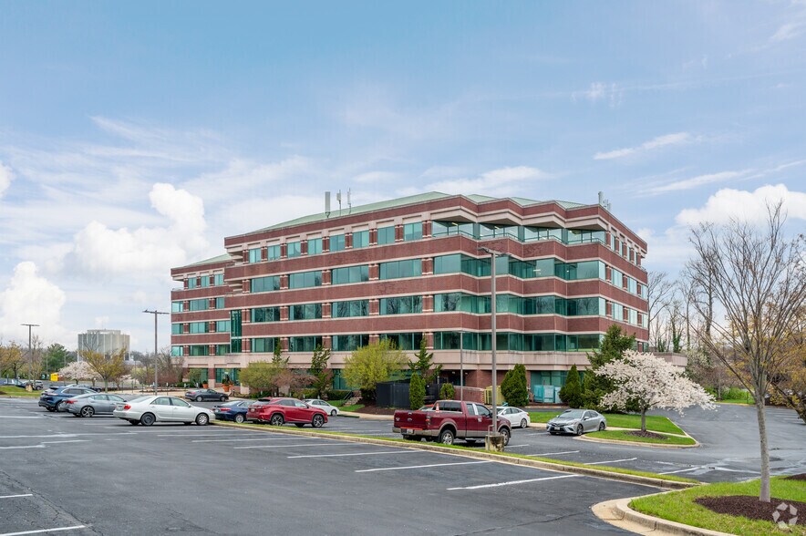 More Photos Of 7701 Greenbelt Rd, Greenbelt Office For Sale