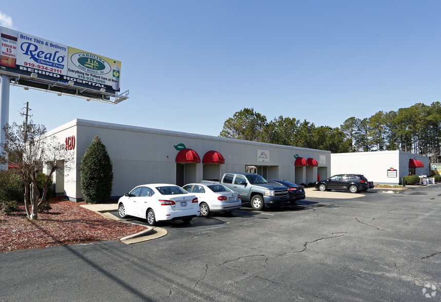 Primary Photo Of 1420 S Pollock St, Selma Office For Lease