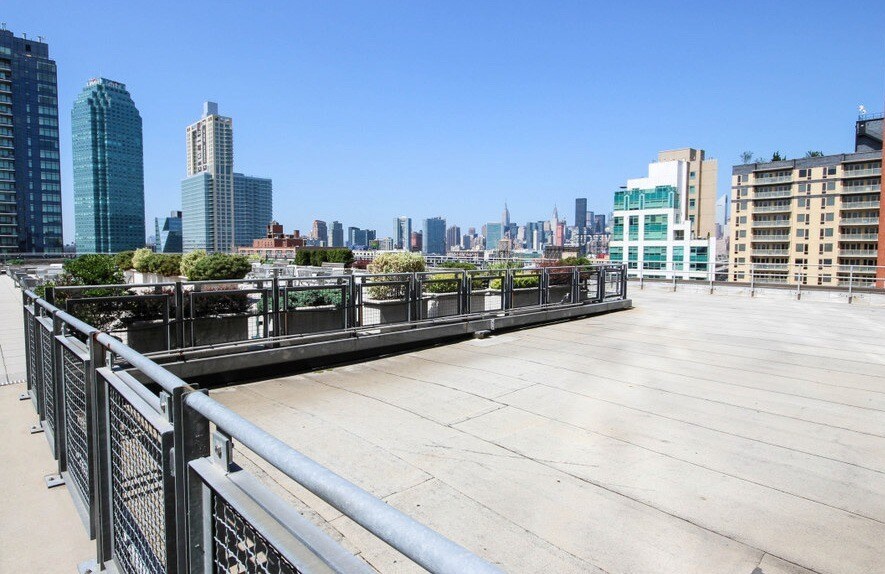 More Photos Of 27-01 Queens Plz N, Long Island City Office For Lease