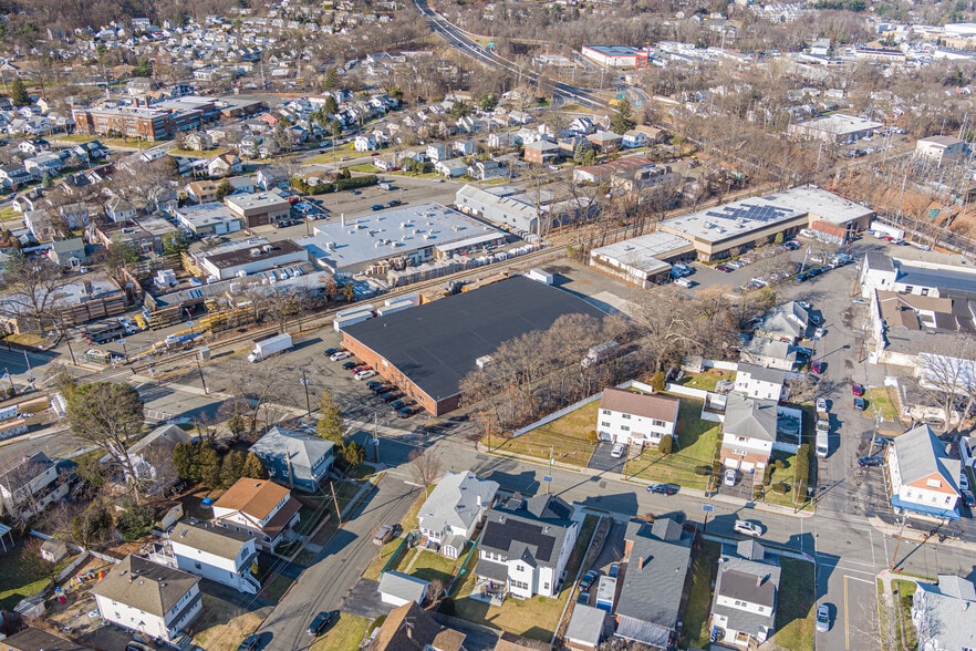 More Photos Of 185 Van Winkle Ave, Hawthorne Warehouse For Sale