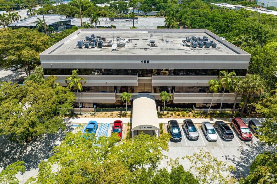 Primary Photo Of 455 Fairway Dr, Deerfield Beach Office For Lease