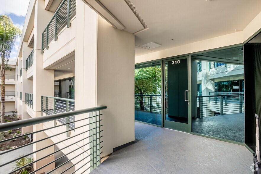 More Photos Of 2888 Loker Ave E, Carlsbad Office For Lease