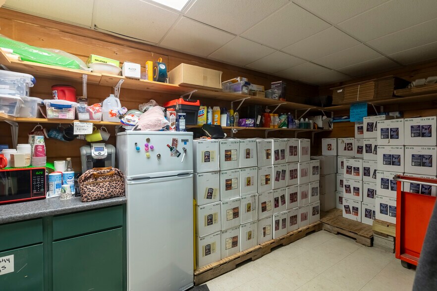 More Photos Of 14391 IL-37, Whittington Winery Vineyard For Sale