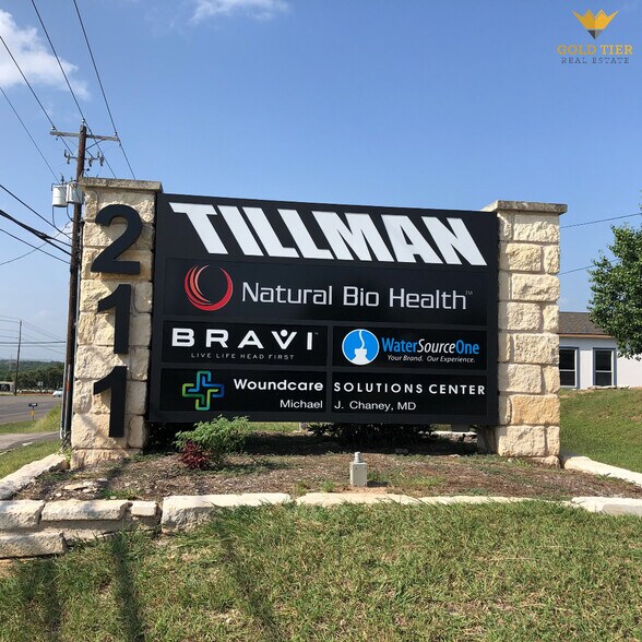 More Photos Of 211 Ranch Road 620 S, Lakeway Office For Lease