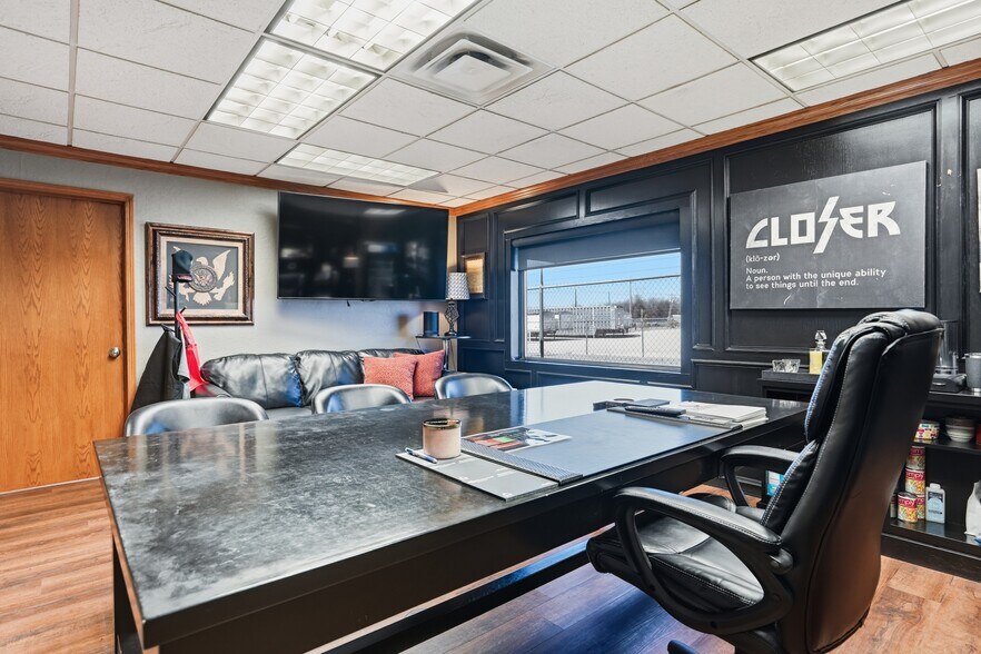 More Photos Of 14220 S Meridian Ave, Oklahoma City Warehouse For Sale