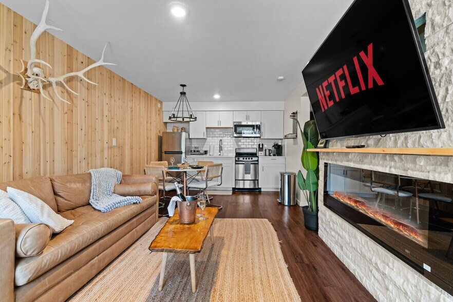 More Photos Of 64 Highlands Drive, Hunter Hospitality For Sale