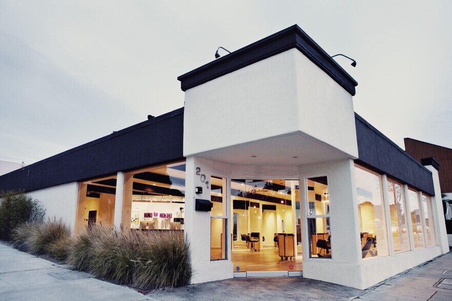 Primary Photo Of 201 Lighthouse Ave, Monterey Freestanding For Lease