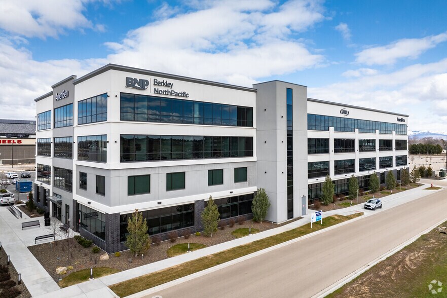 More Photos Of 2760 W Excursion Dr, Meridian Office For Lease