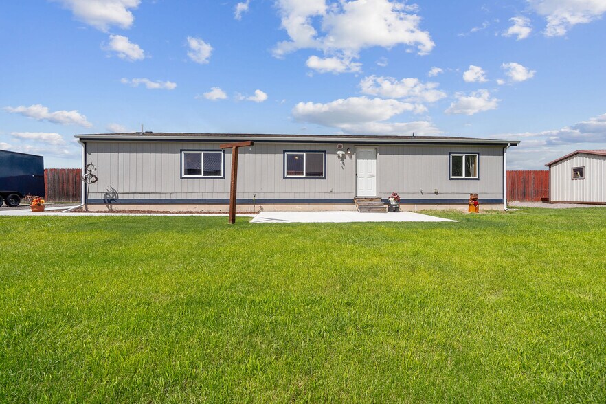 More Photos Of 83 Sweebee Ln, Columbia Falls Multifamily For Sale
